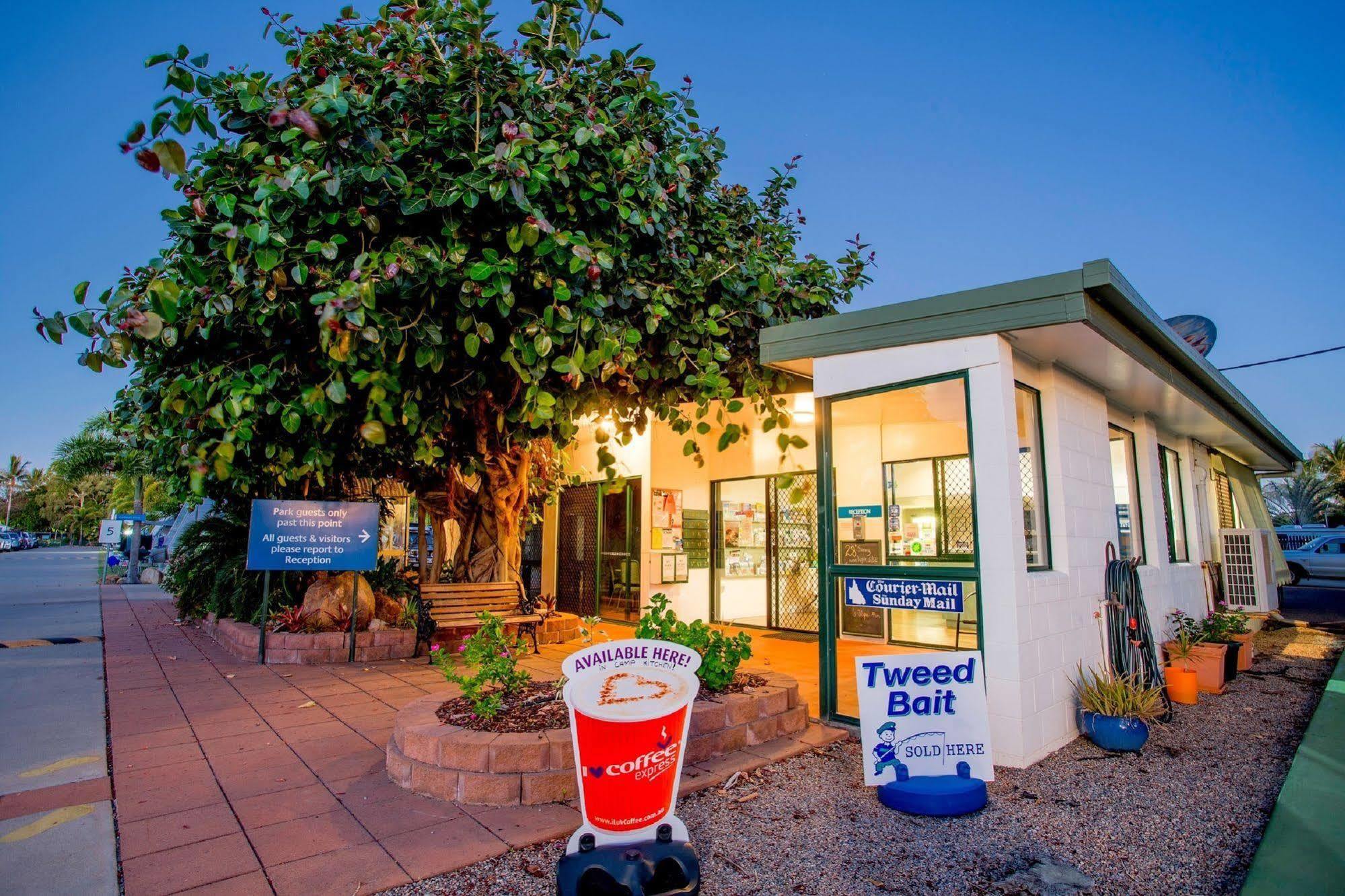 Nrma Bowen Beachfront Holiday Park Экстерьер фото