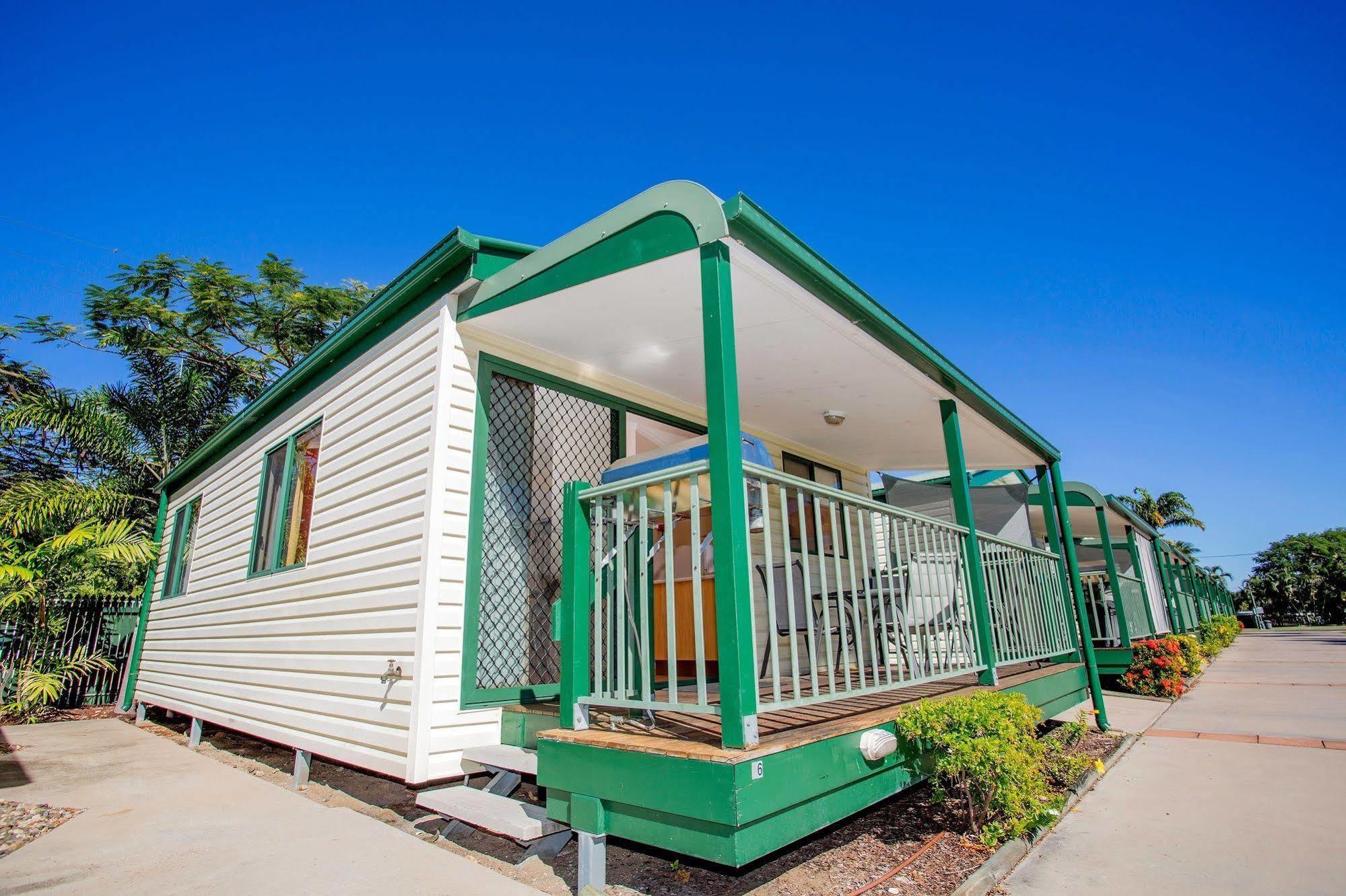 Nrma Bowen Beachfront Holiday Park Экстерьер фото