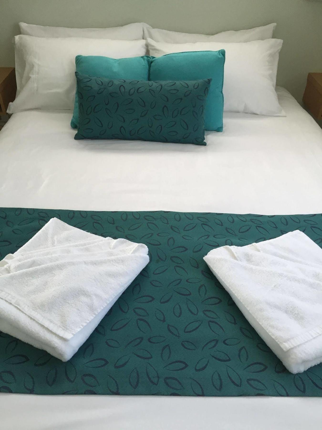 Nrma Bowen Beachfront Holiday Park Экстерьер фото